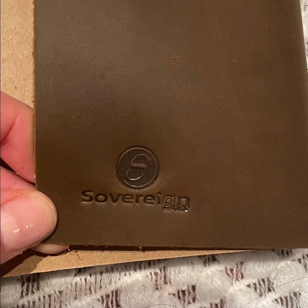 NWT Sovereign Brown Leather Travelers Journal Set with Pen